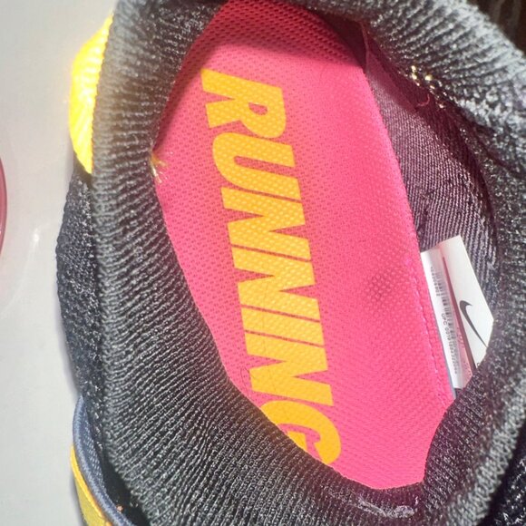 Nike Air VaporMax Utility Sneakers In Black Pink Blast Mens Size 12.5 - Picture 7 of 7